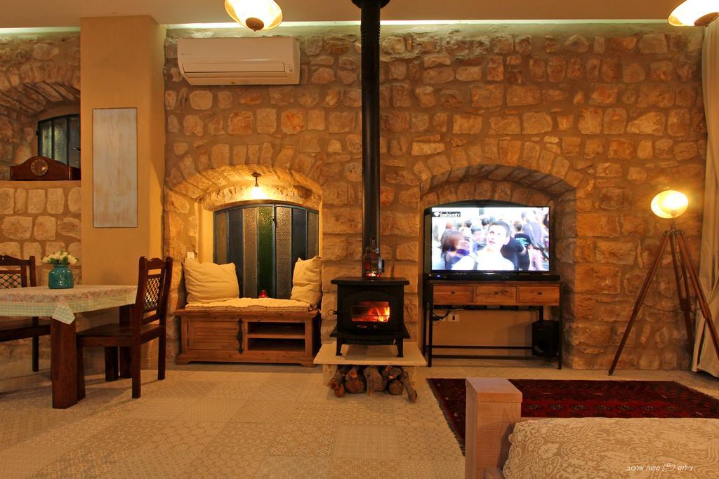 Hotel Beit Ha'Omanim à Safed Chambre photo